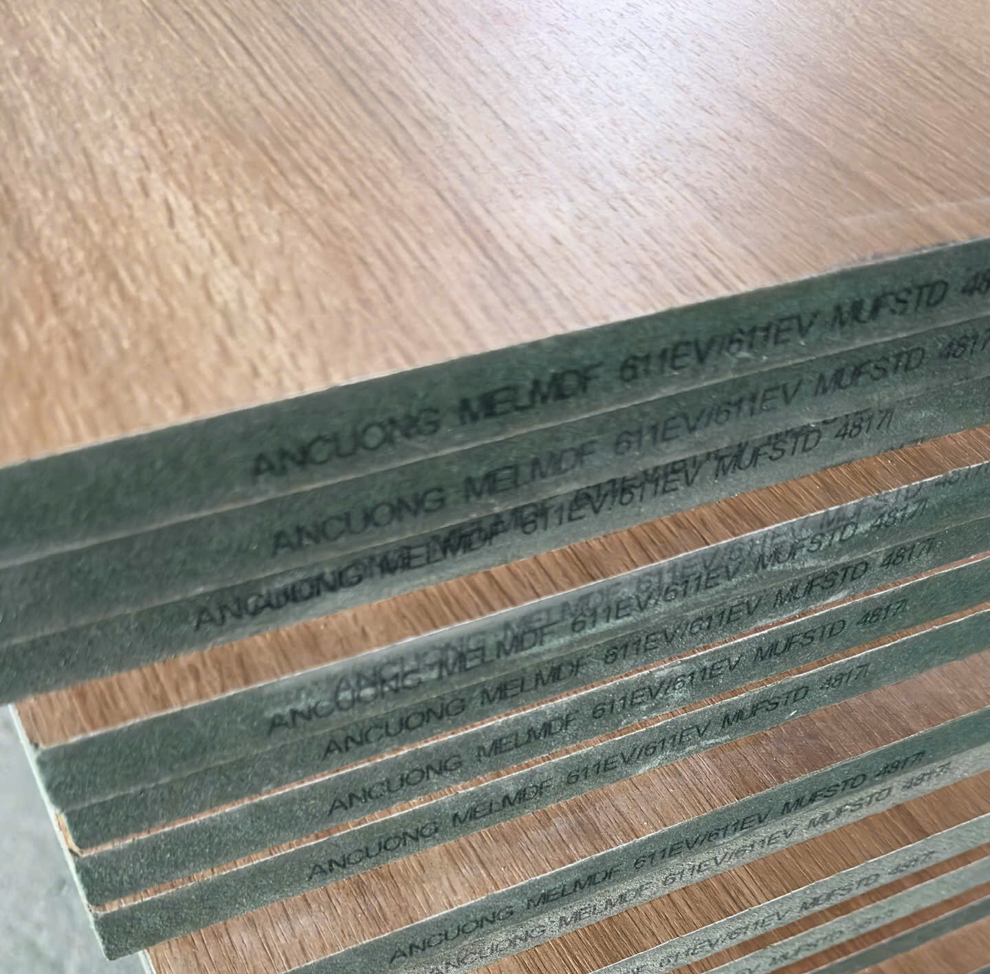 Gỗ MDF lõi xanh An Cường